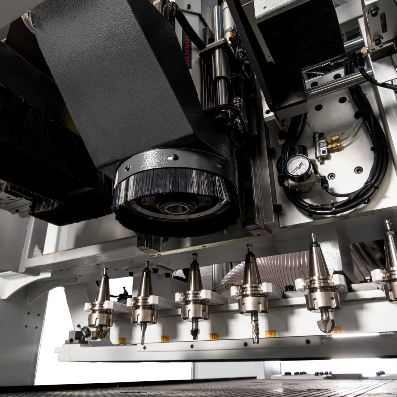 CNC obrábacie centrum KN-2710L