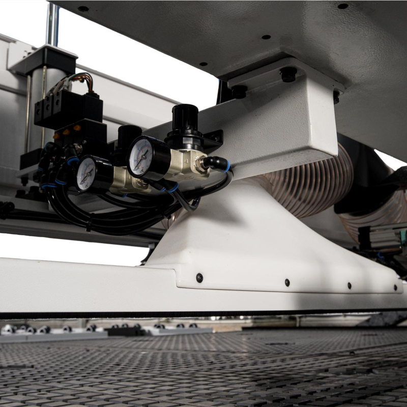 CNC obrábacie centrum KN-2710L