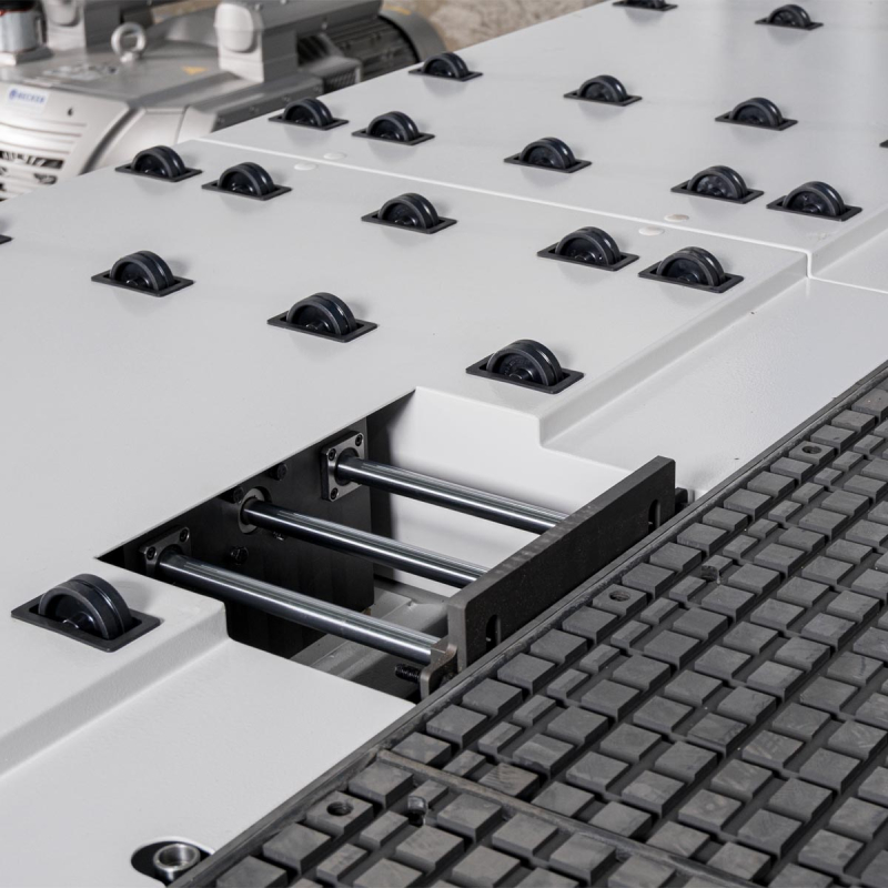 CNC obrábacie centrum KN-2710L