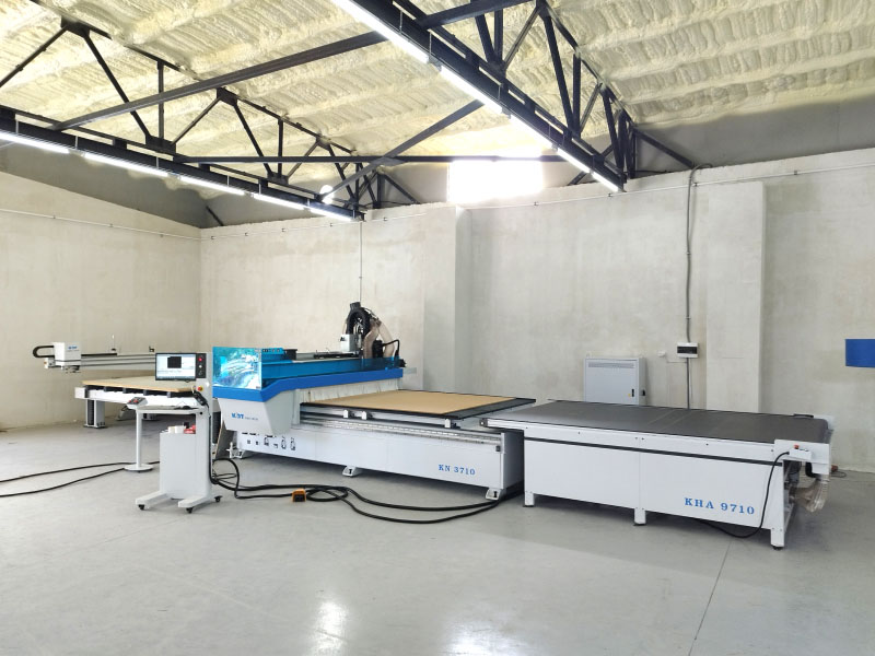 Automatizovaná linka založená na CNC obrábacom centre KN-3710DE
